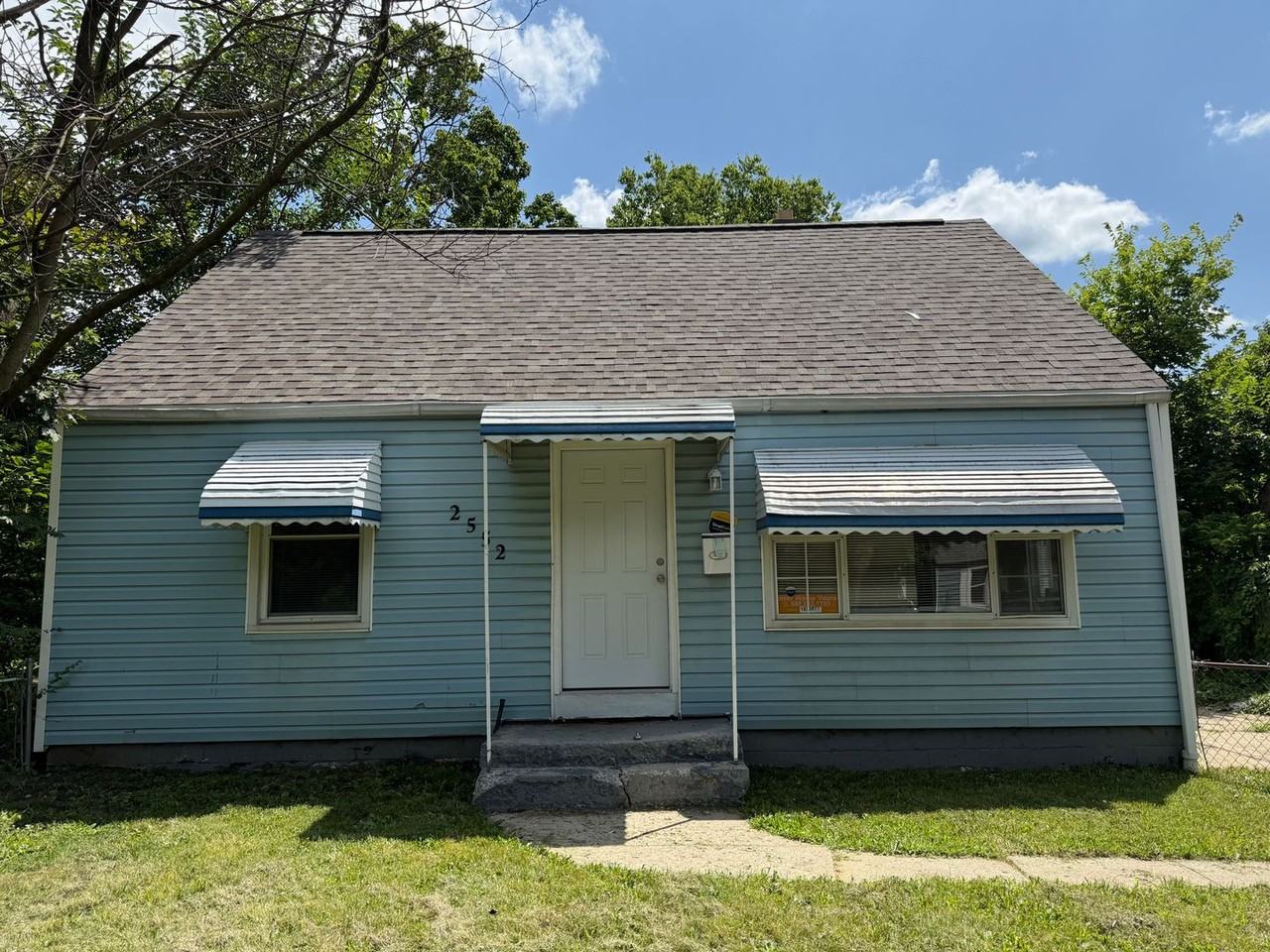 2552 Renwood Pl - Photo 3 of 18