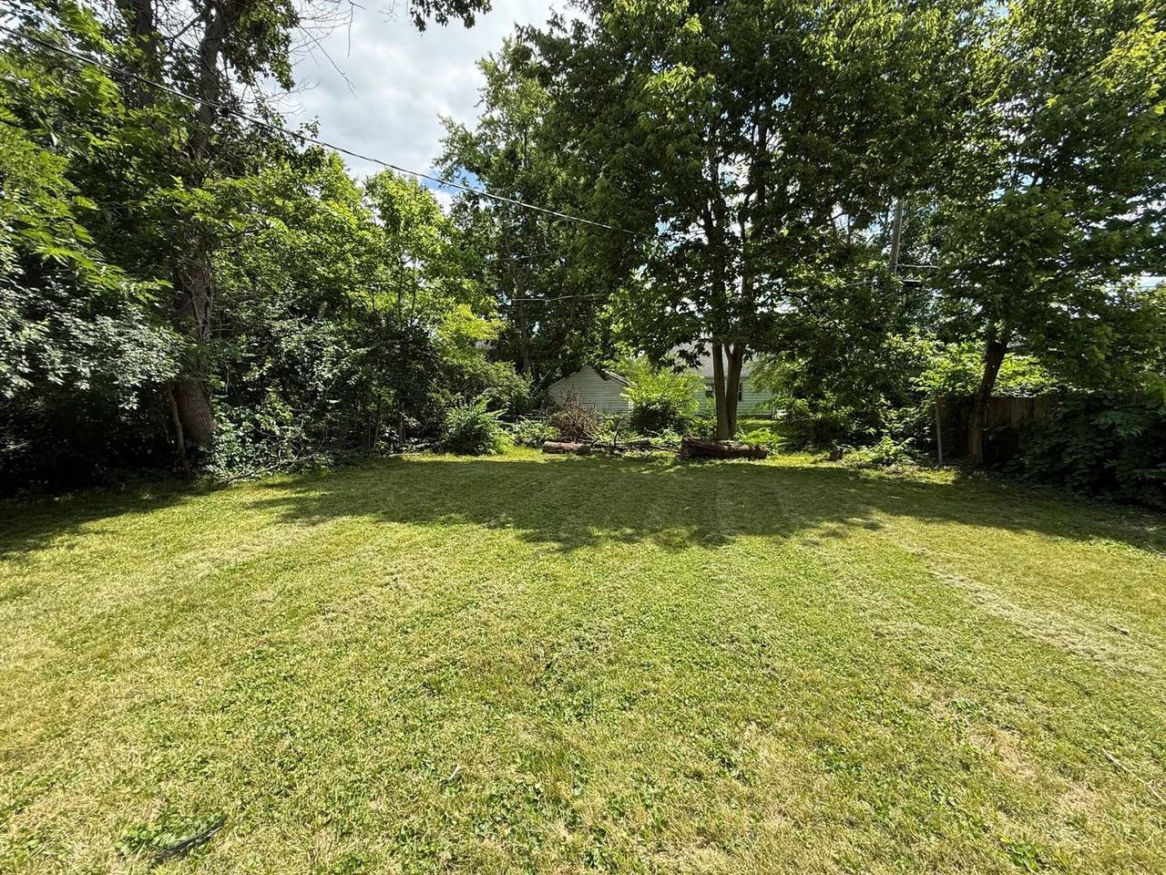 2552 Renwood Pl - Photo 5 of 18