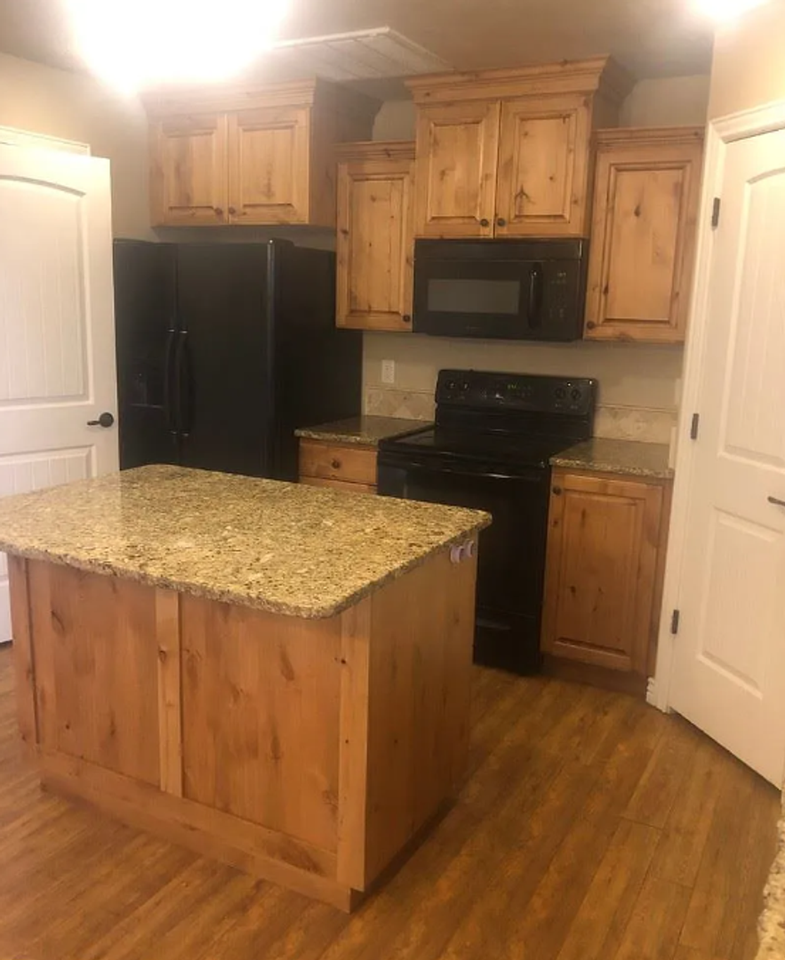 533 Countryside Ave - Photo 5 of 20
