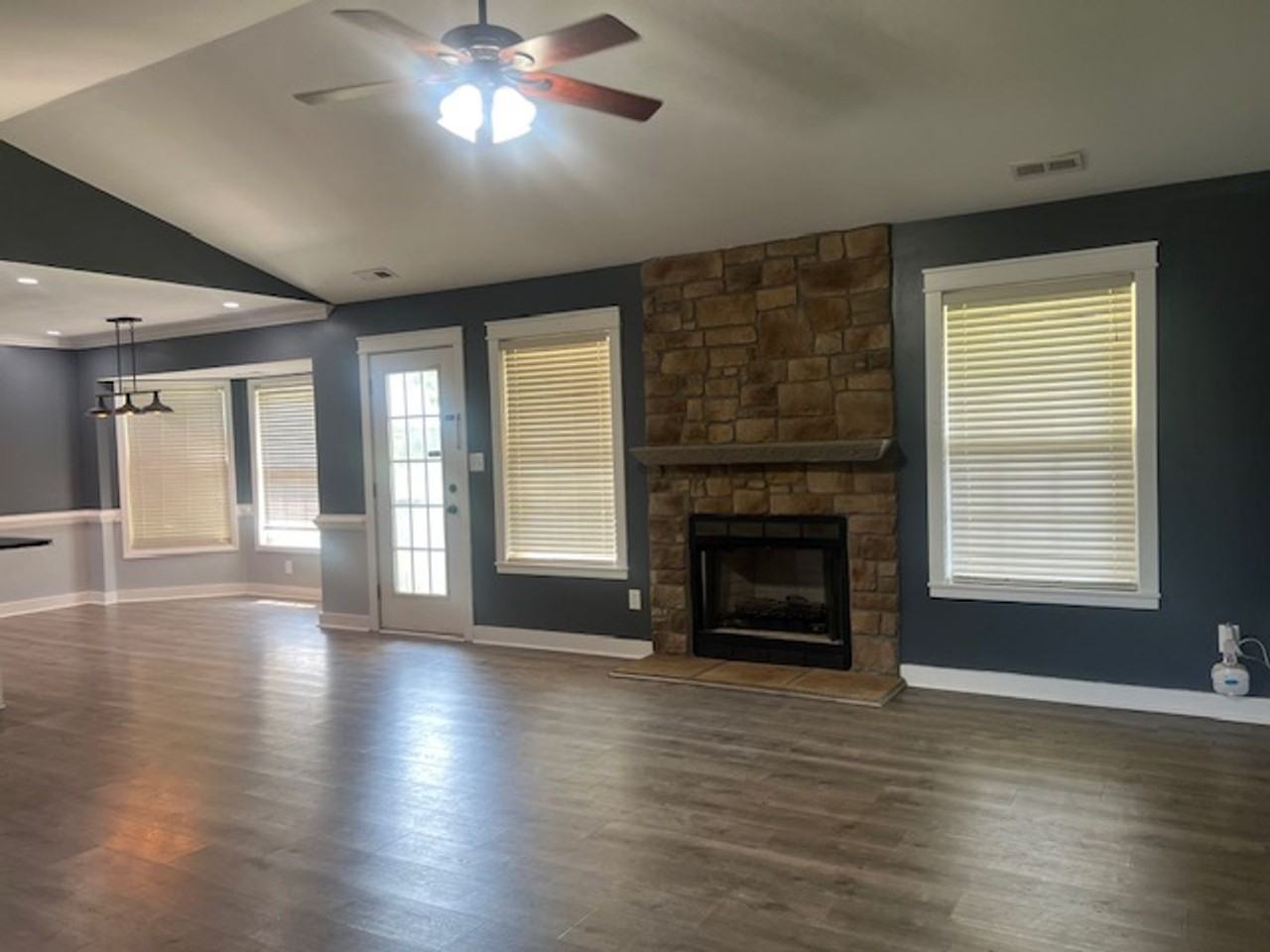 436 Chester Lake Pl - Photo 2 of 24