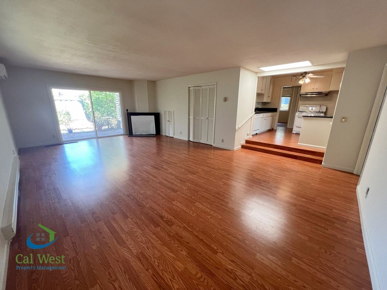 467 Novato Ave - Photo 6 of 17