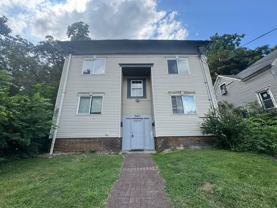 740 Fern St Akron Oh 44307  MFH4 .T3 - Photo 1 of 1