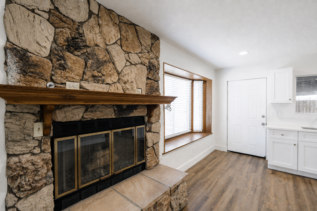 8840 San Vicente Ave - Photo 6 of 16