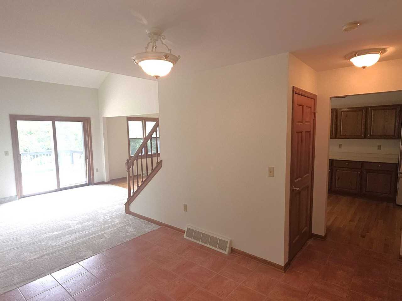 3207 S Ridgecrest Ct - Photo 6 of 47