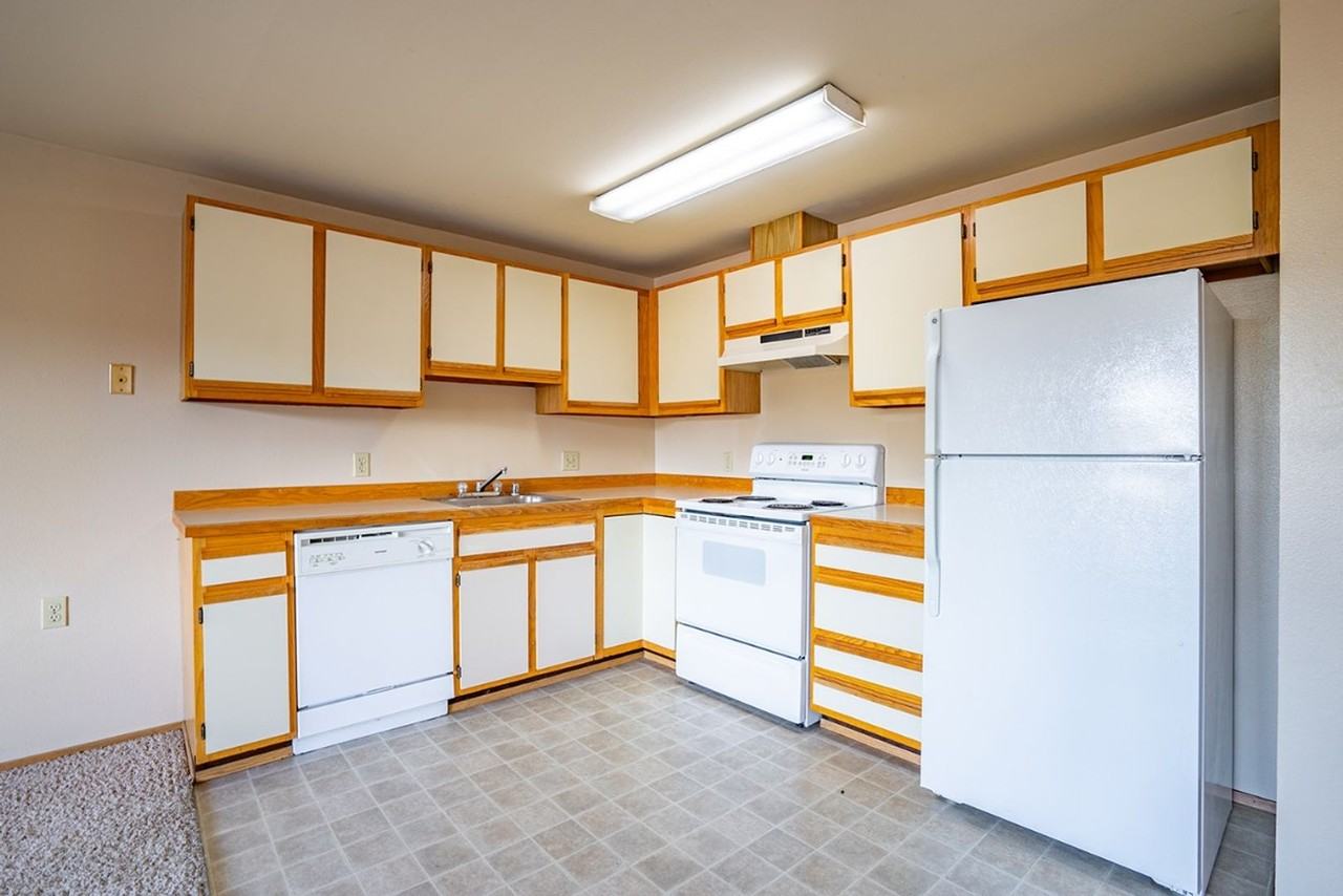 The Gracey Apartments - Photo 2 of 31