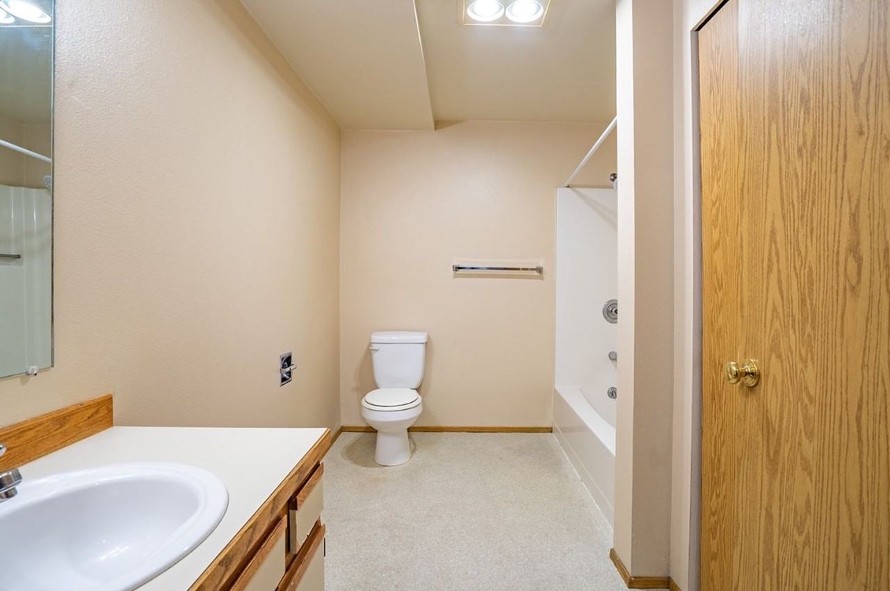 The Gracey Apartments - Photo 4 of 31