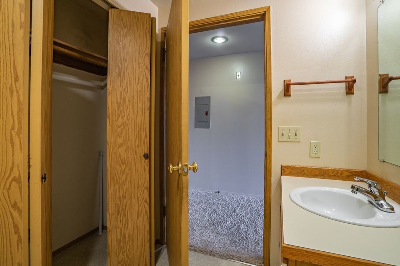The Gracey Apartments - Photo 5 of 31