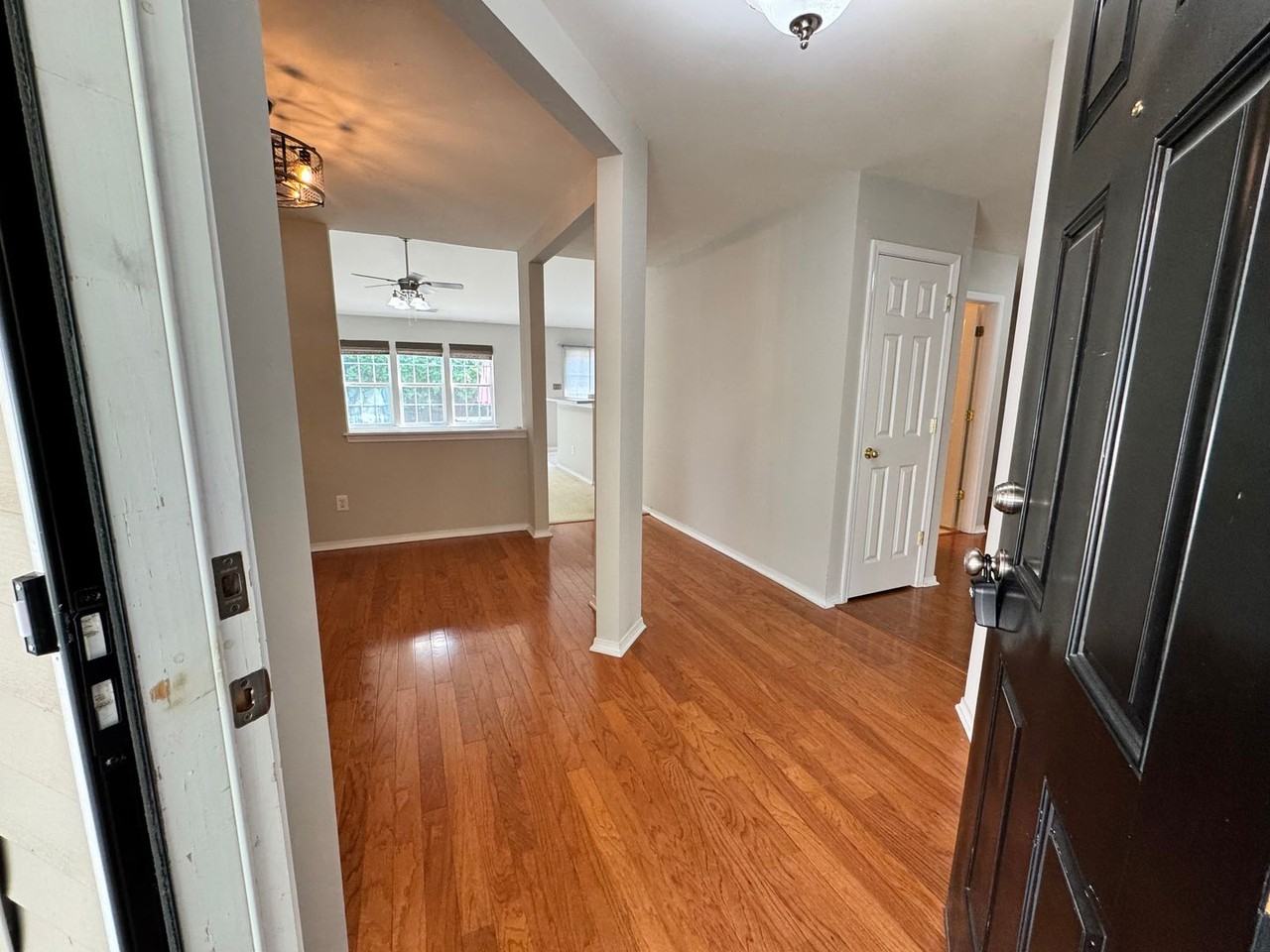 5337 Thunderidge Dr - Photo 3 of 39