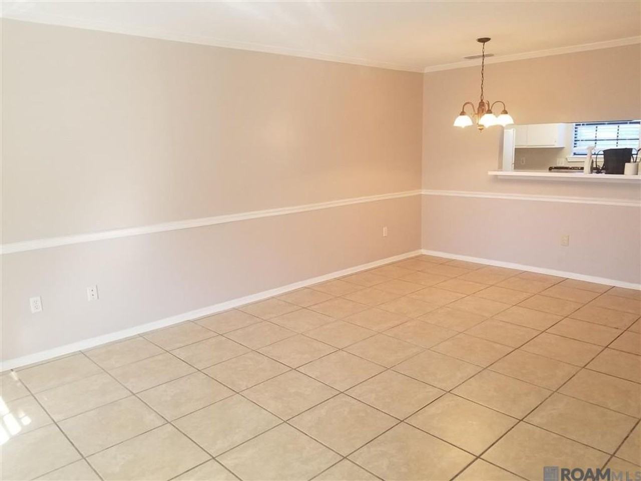 4374 Stumberg Ln - Photo 4 of 10