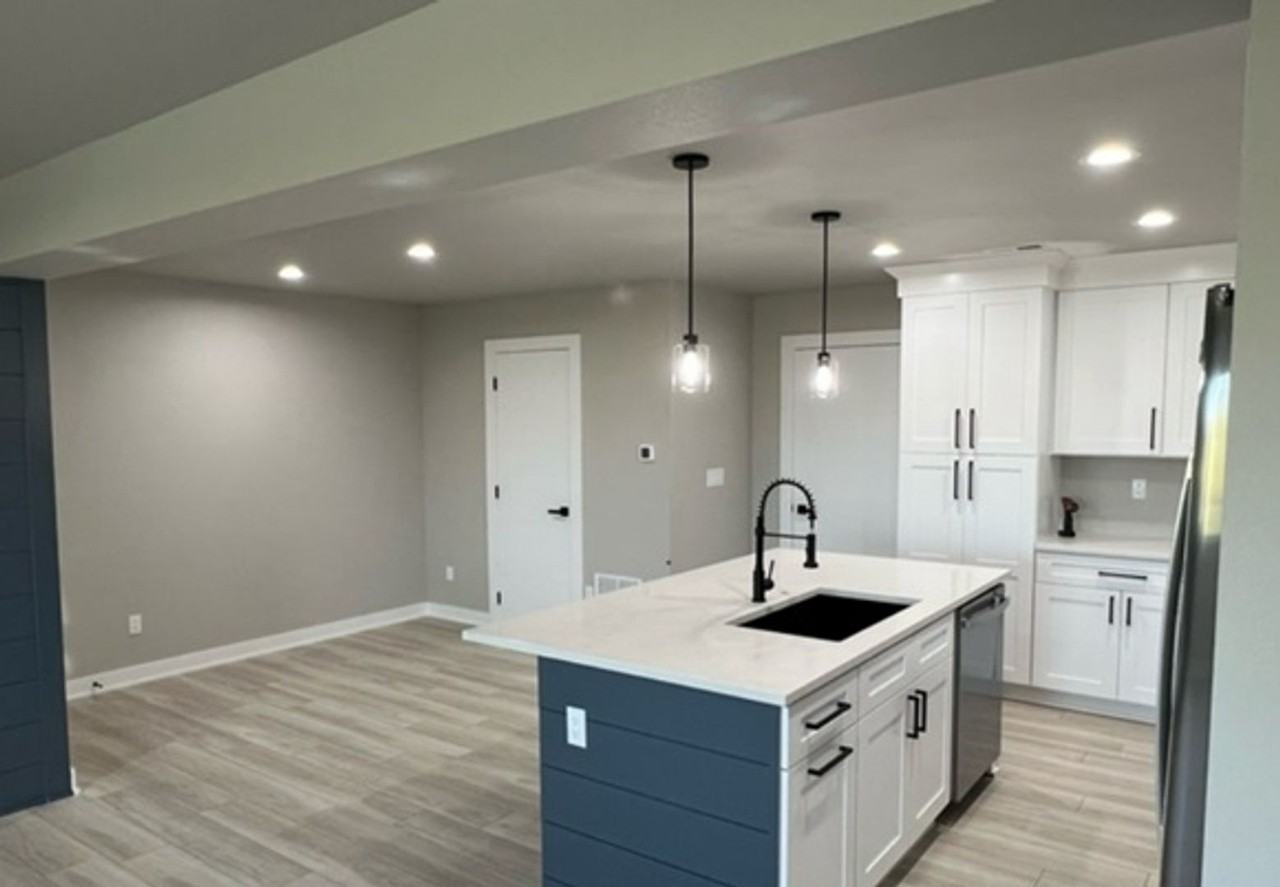 14216 Springbrook Trl - Photo 4 of 19