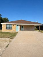 featured image of 2213 Johnson Ave