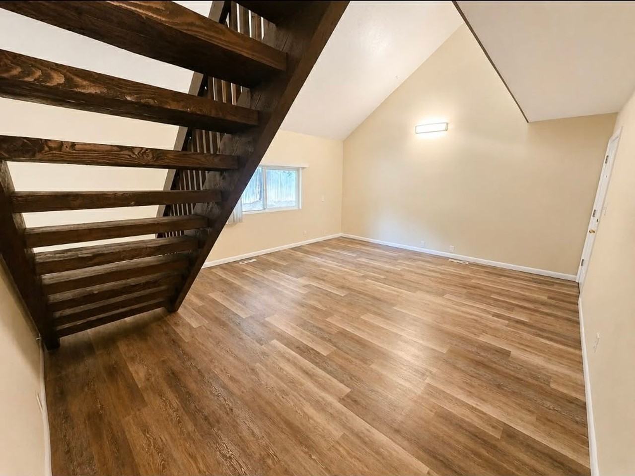 2532 W 3rd St - Photo 6 of 16