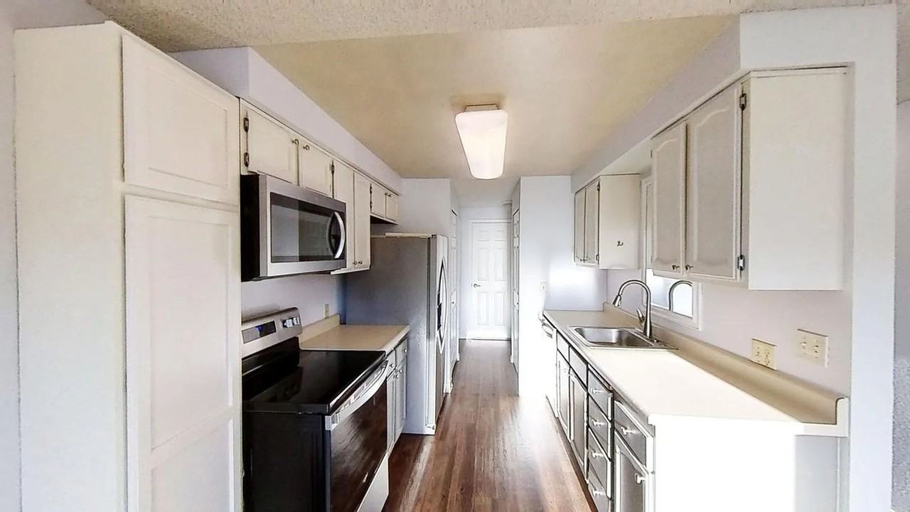 6687 Sw 192nd Ave - Photo 7 of 12