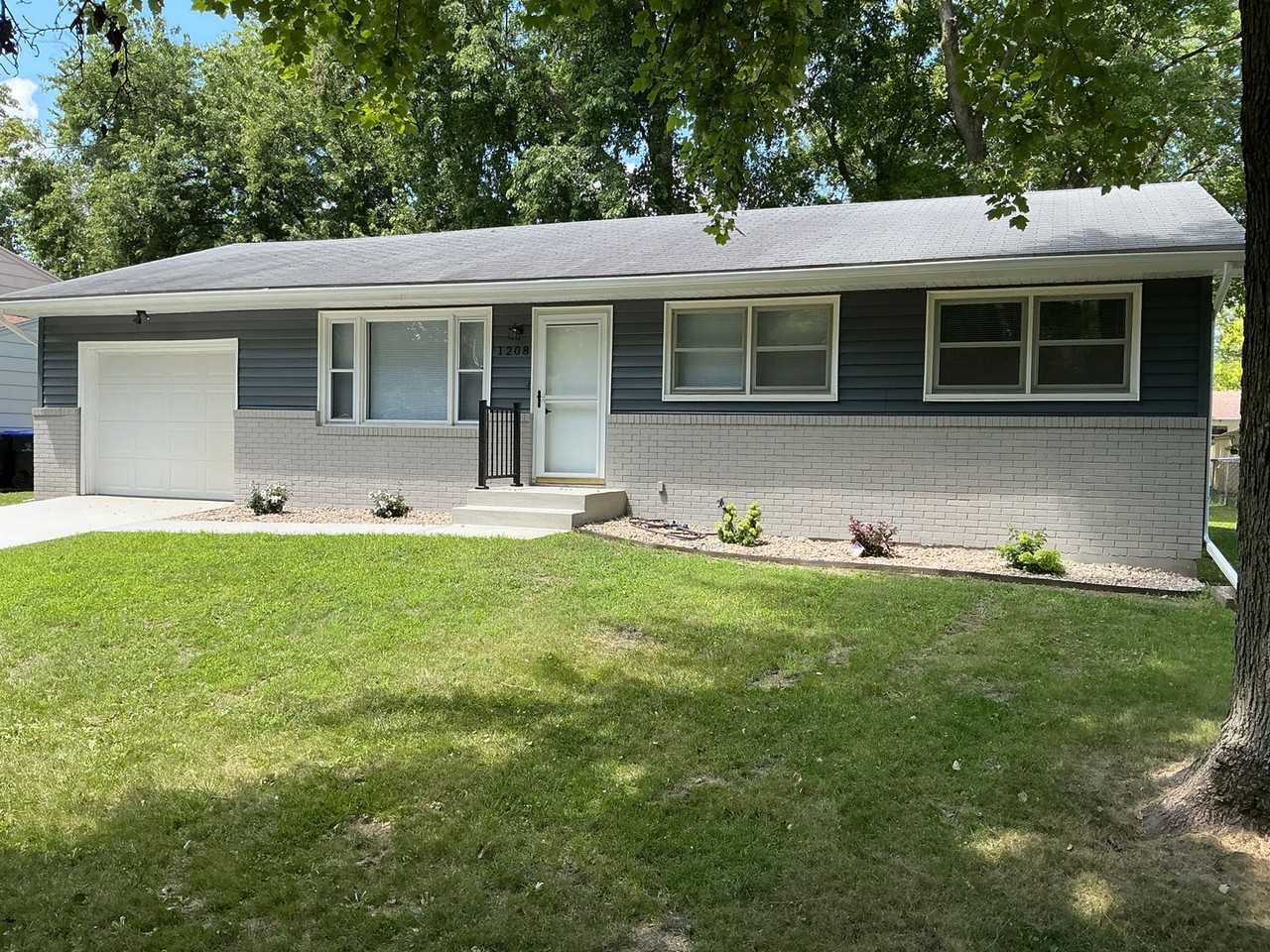 1208 Gettysburg Dr - Photo 2 of 22