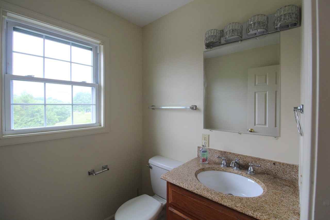 1311 Stonechris Dr - Photo 5 of 23