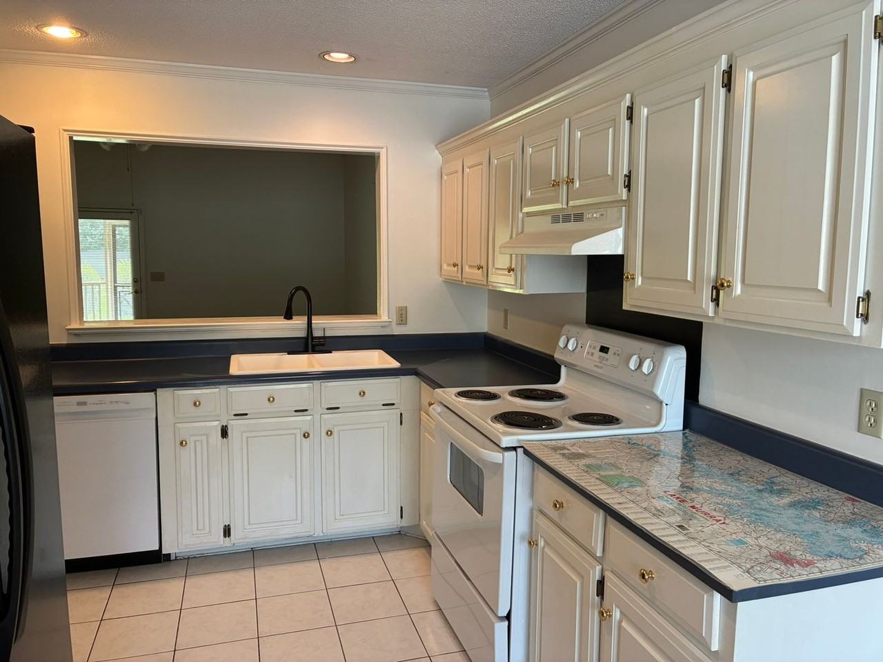 40 Boardwalk Ln - Photo 6 of 25