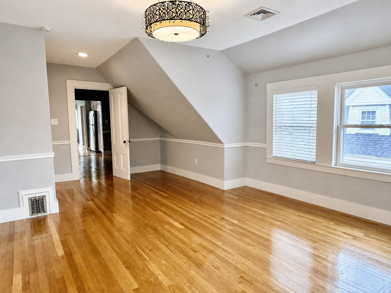 4 Sparhawk St - Photo 3 of 12