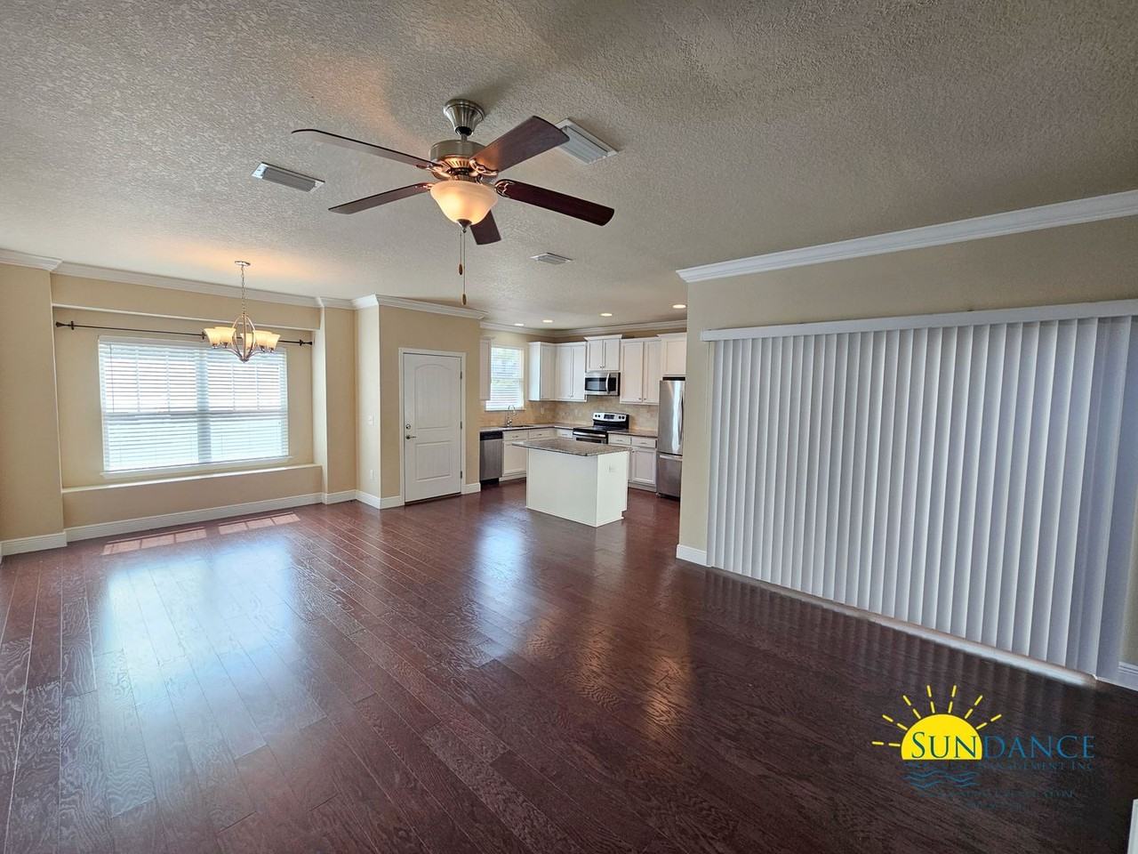 122 Sandpine Loop - Photo 2 of 23