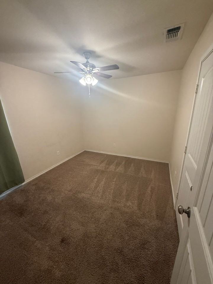 7015 34th Pl - Photo 6 of 13