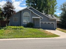 featured image of 460 Palmetto Dr