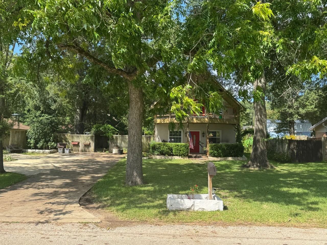 807 N Rather St - Photo 4 of 5
