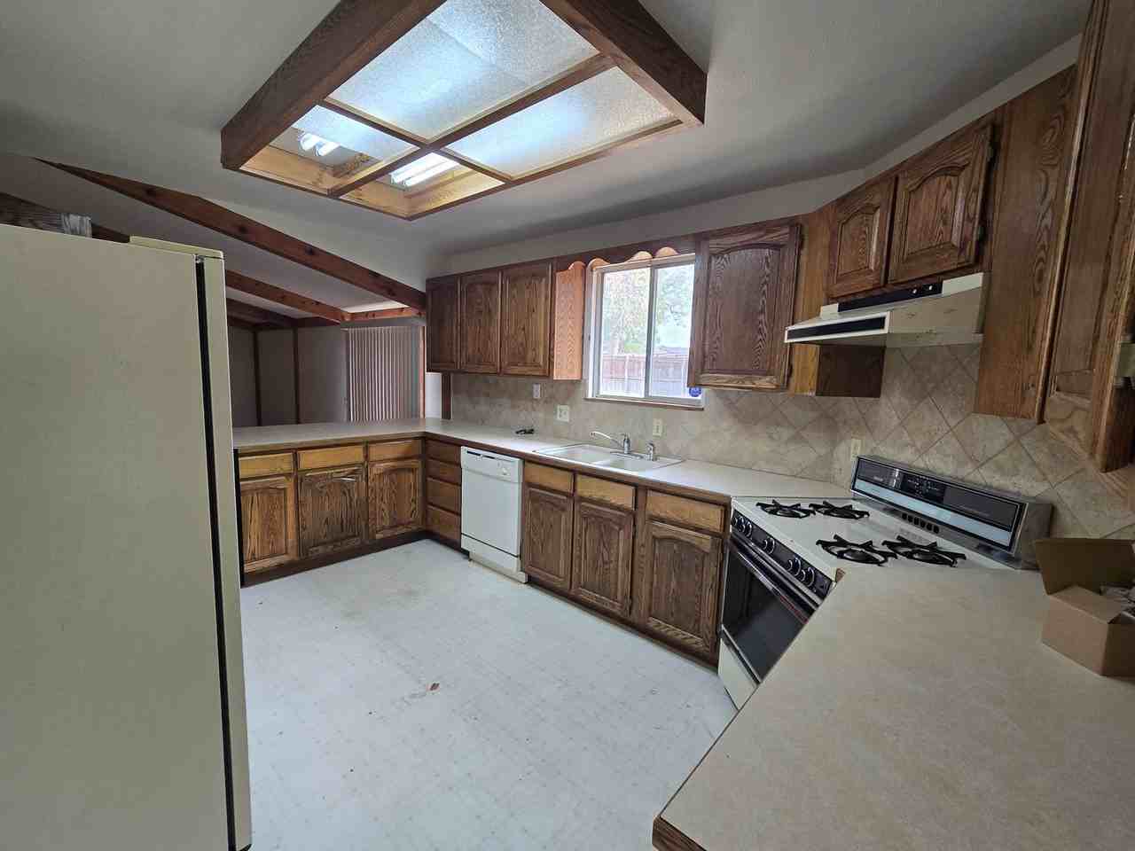 3409 E 99th Dr - Photo 2 of 19