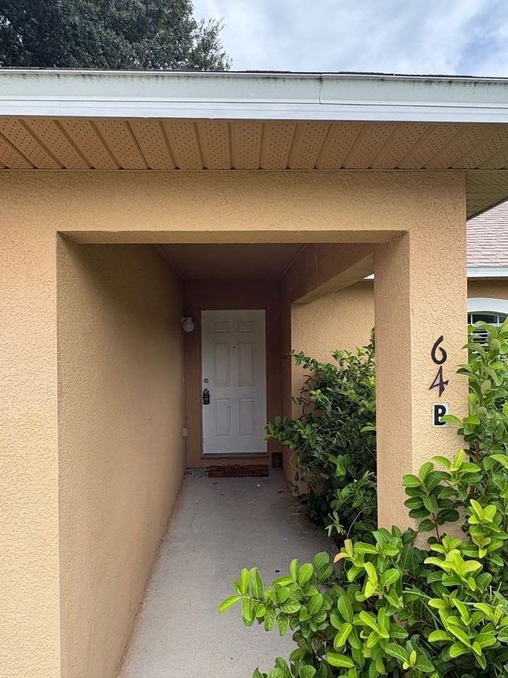 64 Cordona Dr #B - Photo 3 of 24