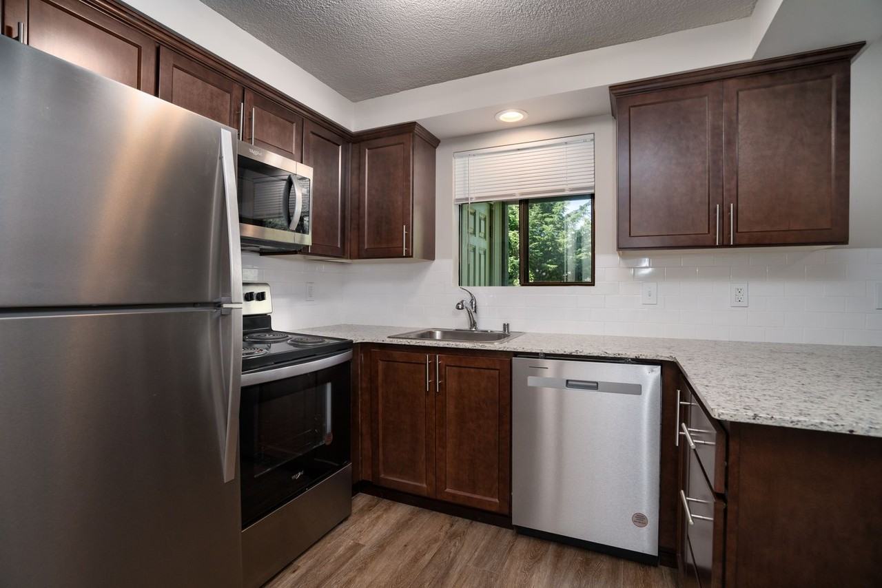 219 Lodean Dr Apt A - Photo 2 of 16