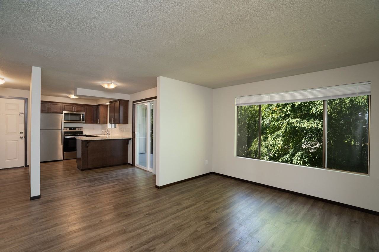 219 Lodean Dr Apt A - Photo 5 of 16