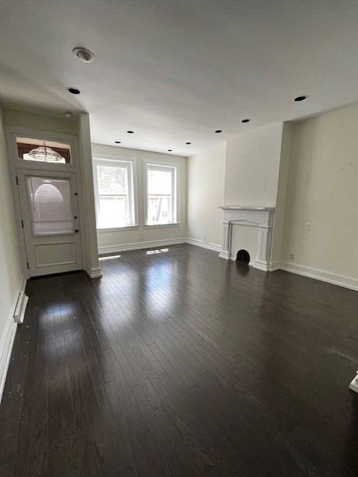 139 E Philadelphia St - Photo 7 of 9