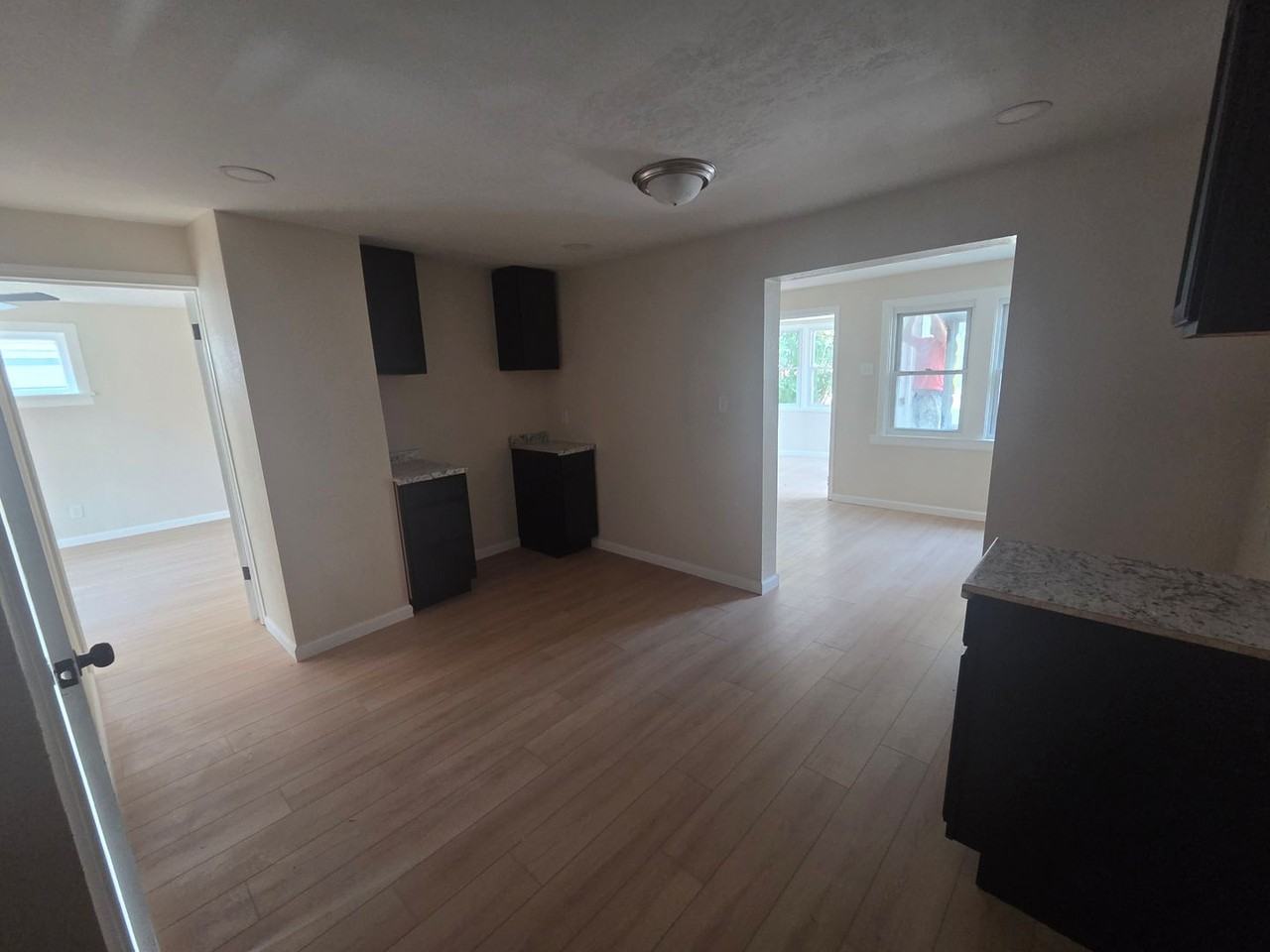 6841 W Fond Du Lac Ave - Photo 3 of 21