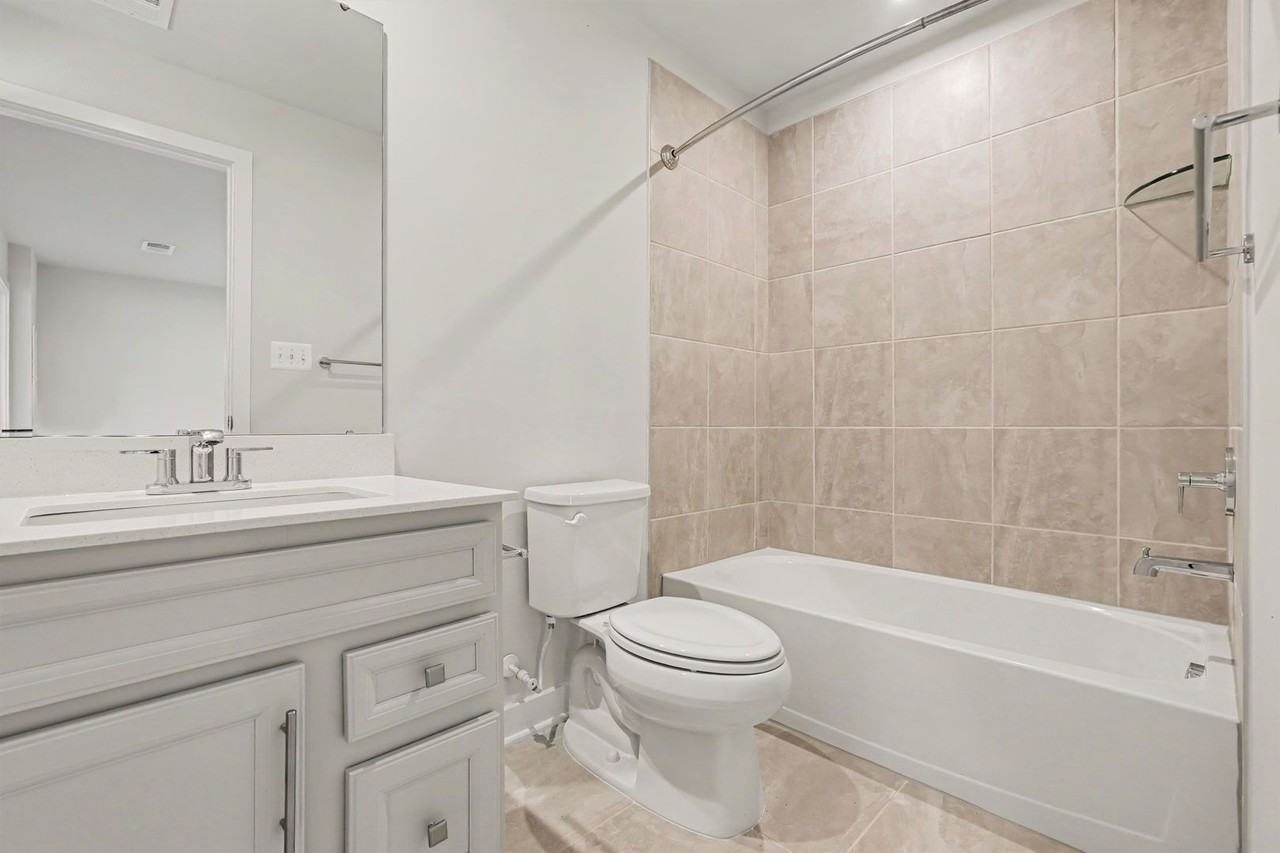 9177 Edenderry Dr - Photo 6 of 32
