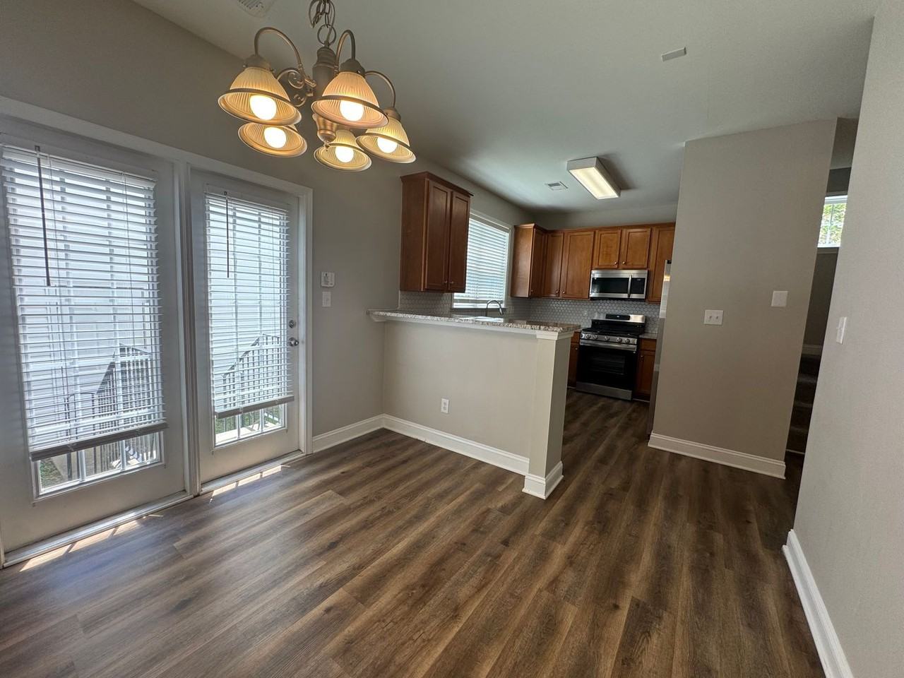9734 Cadman Ct - Photo 6 of 16