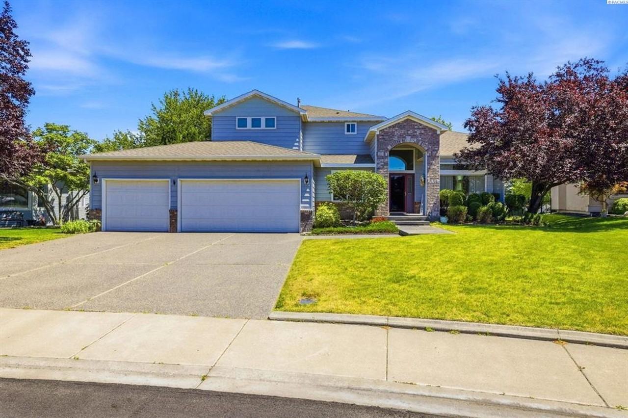 2915 Sonoran Ct - Photo 2 of 45