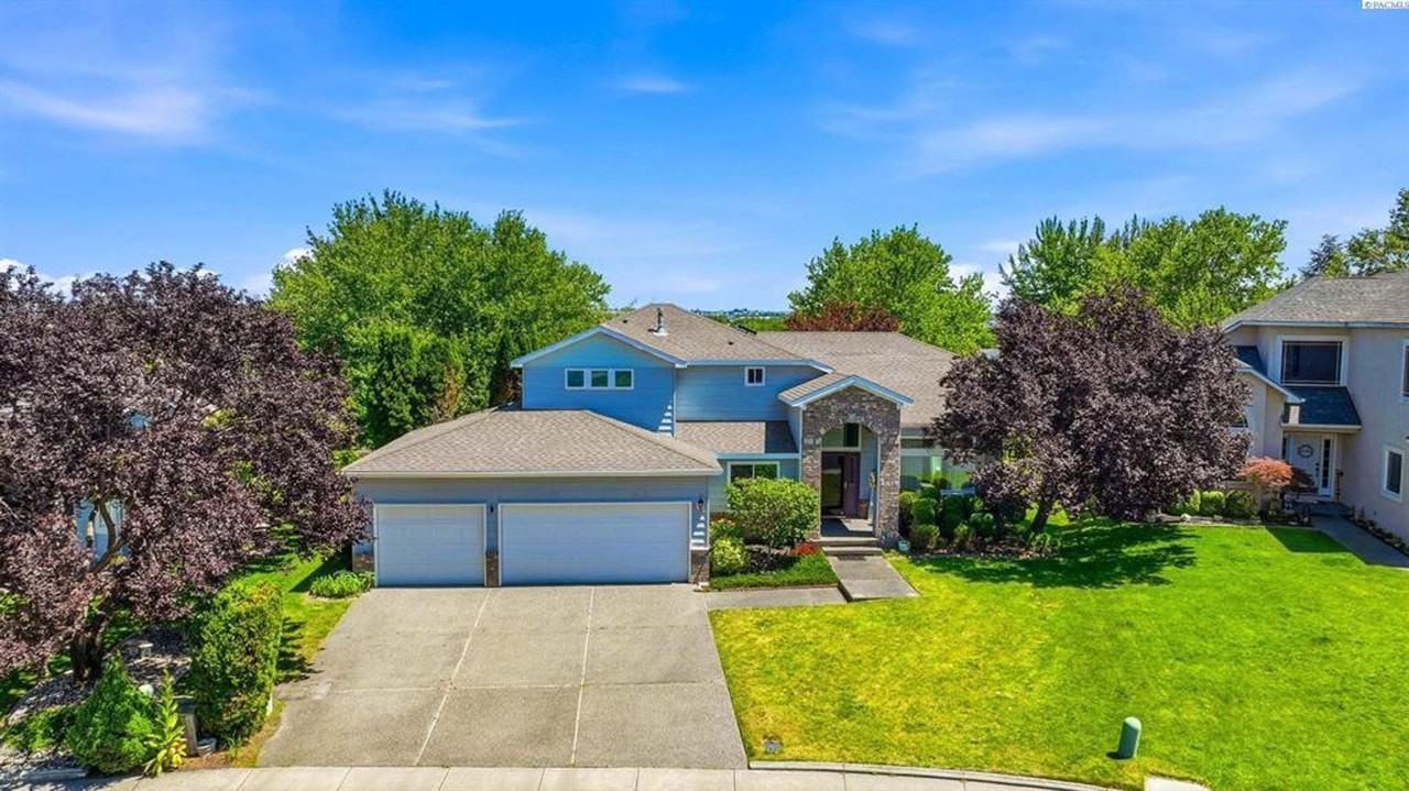 2915 Sonoran Ct - Photo 4 of 45