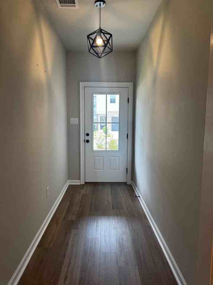 1003 Bengal Crossing Ave - Photo 5 of 32