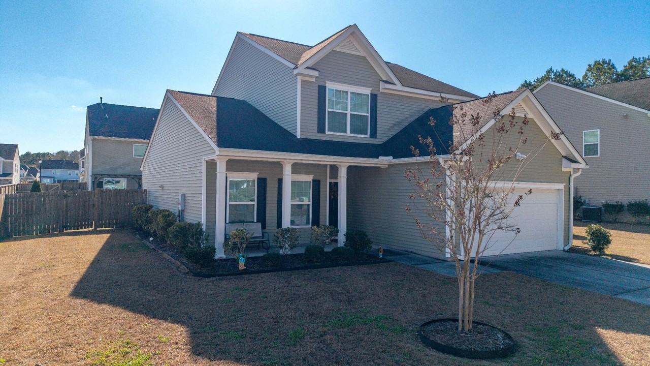 225 Urbano Ln - Photo 2 of 47