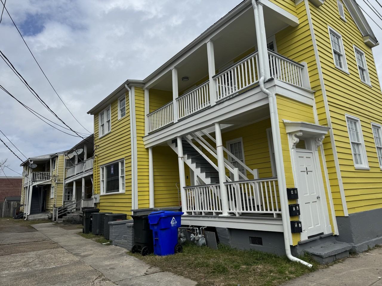 66 Amherst St - Photo 2 of 15