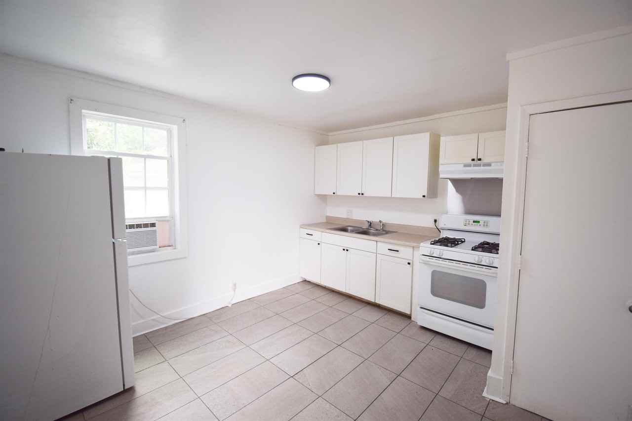 2716 Sunrise St - Photo 2 of 16