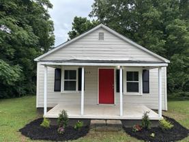 420 Airline Ave - Photo 1 of 1