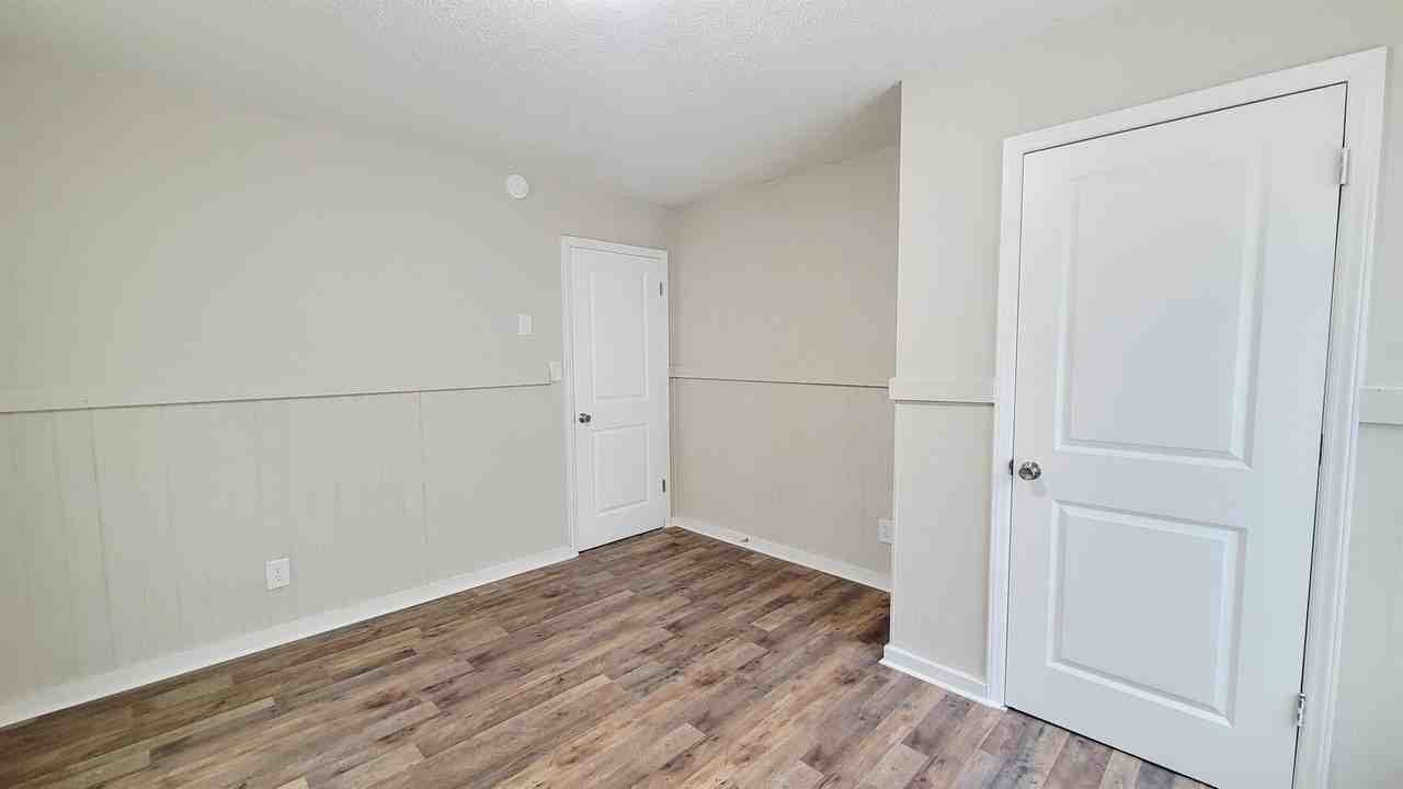 1306 Ragan Ave - Photo 5 of 12