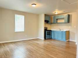 featured image of 407 Gardner St