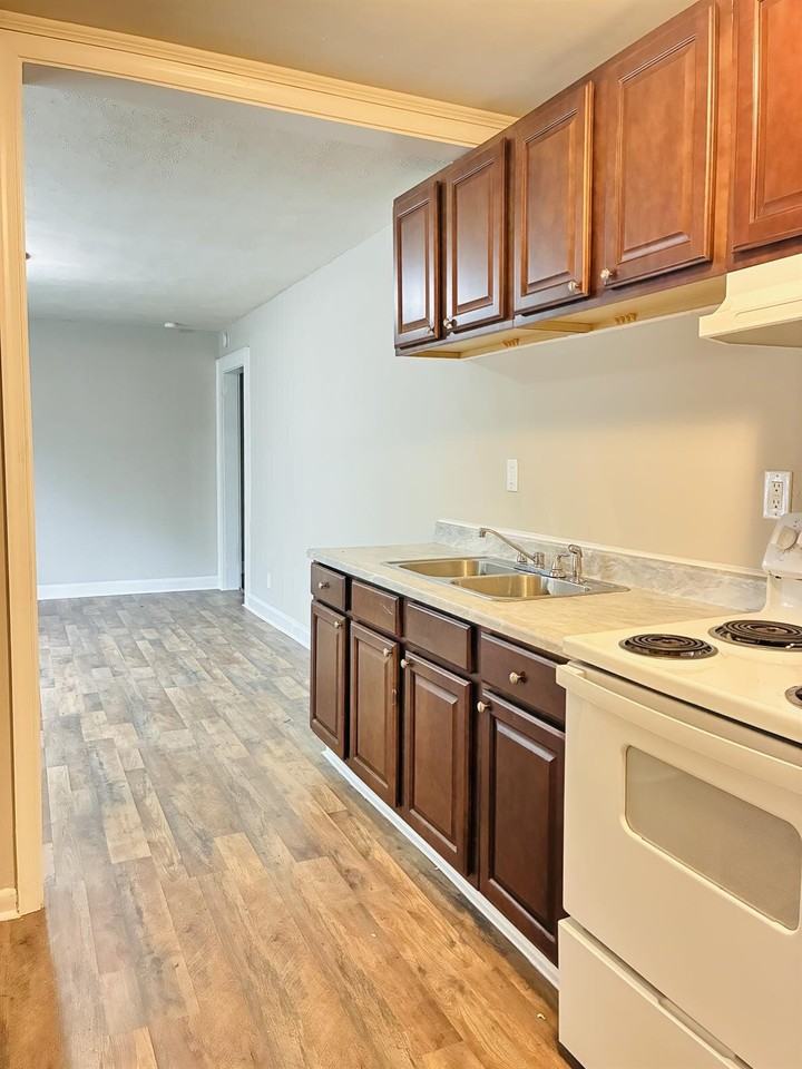 602 Park Ave - Photo 4 of 21