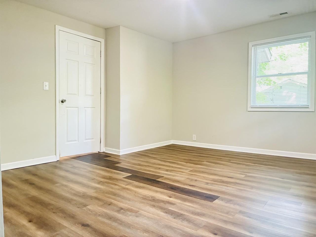 512 Wardell St - Photo 7 of 18