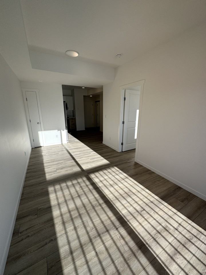 864 106-864 Secord Blvd Nw - Photo 5 of 12