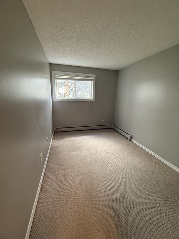 11245 Fairways South - Photo 3 of 11