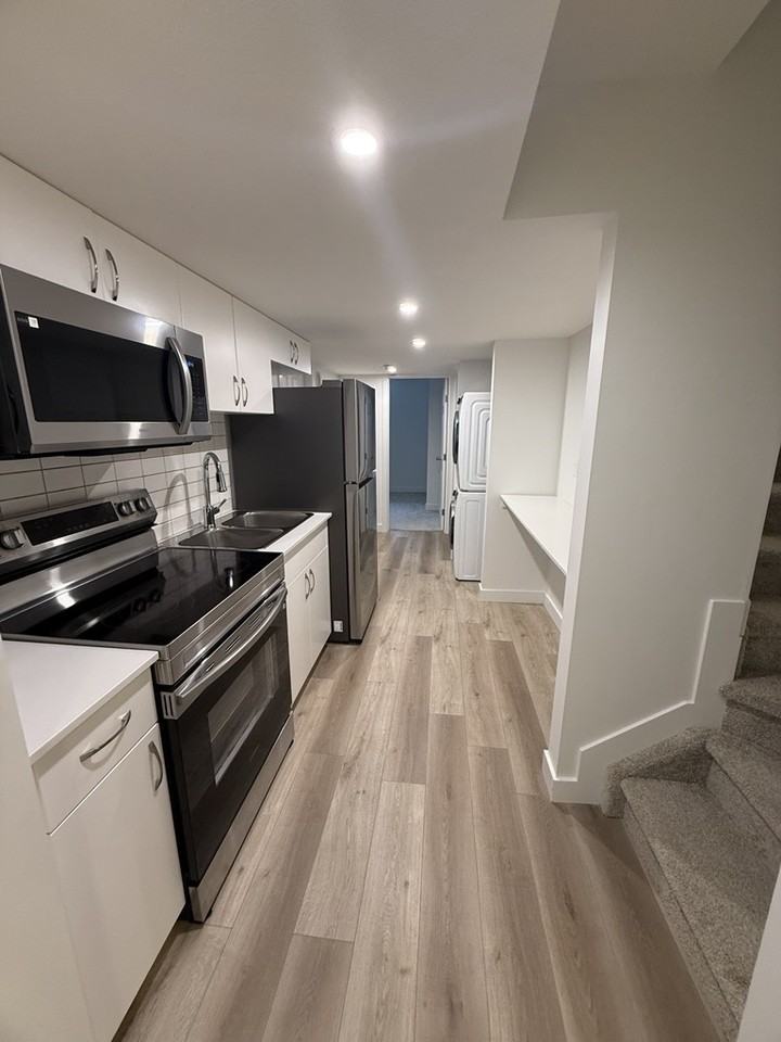 4631 177 Ave Nw - Photo 2 of 25