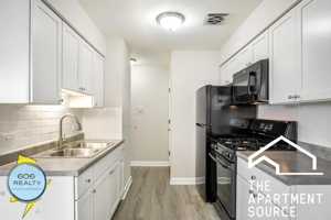 featured image of 3001 Thatcher Ave #2L