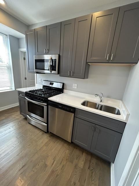 3210 S May St #2F - Photo 2 of 16