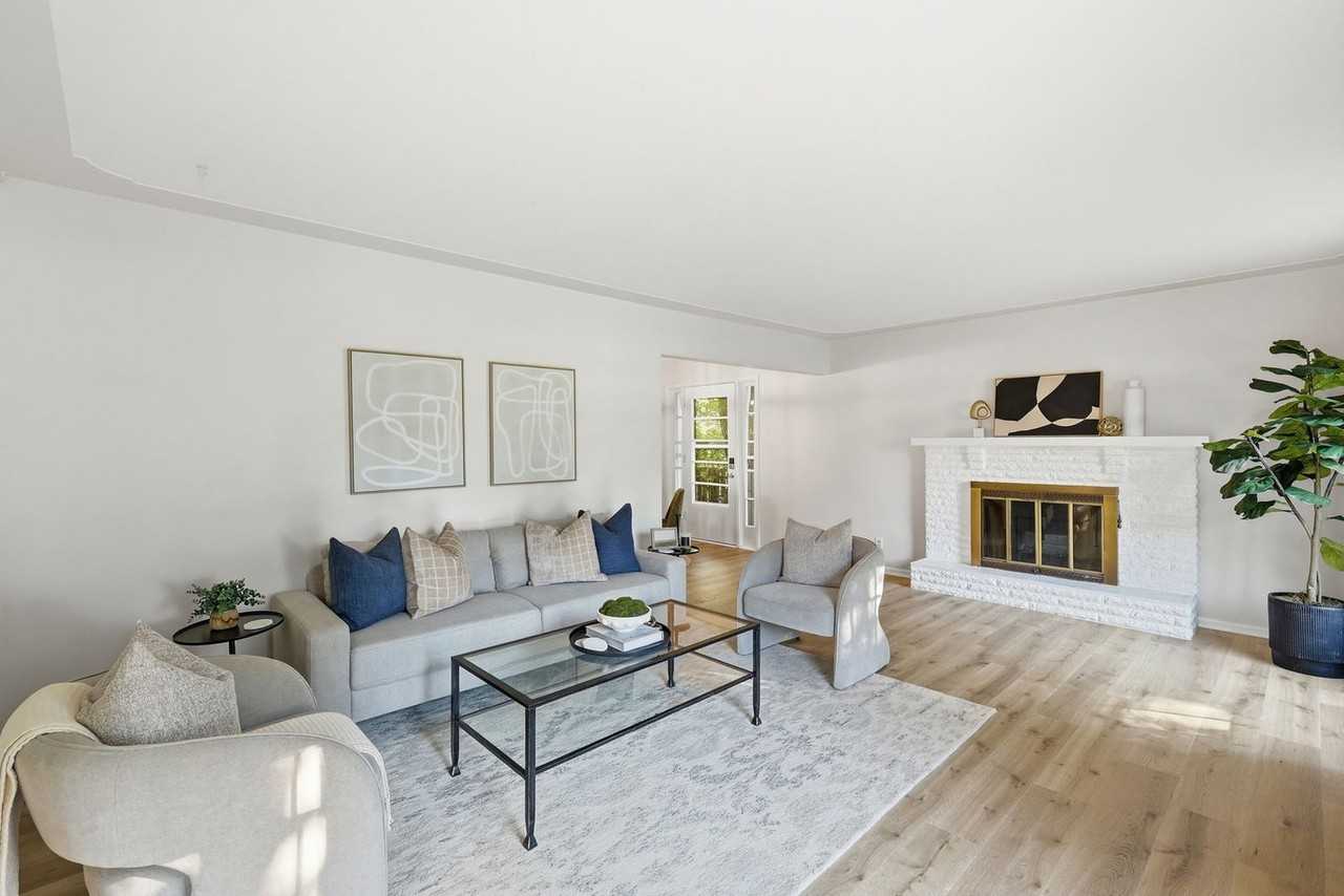 1905 Millbank St Se - Photo 2 of 25